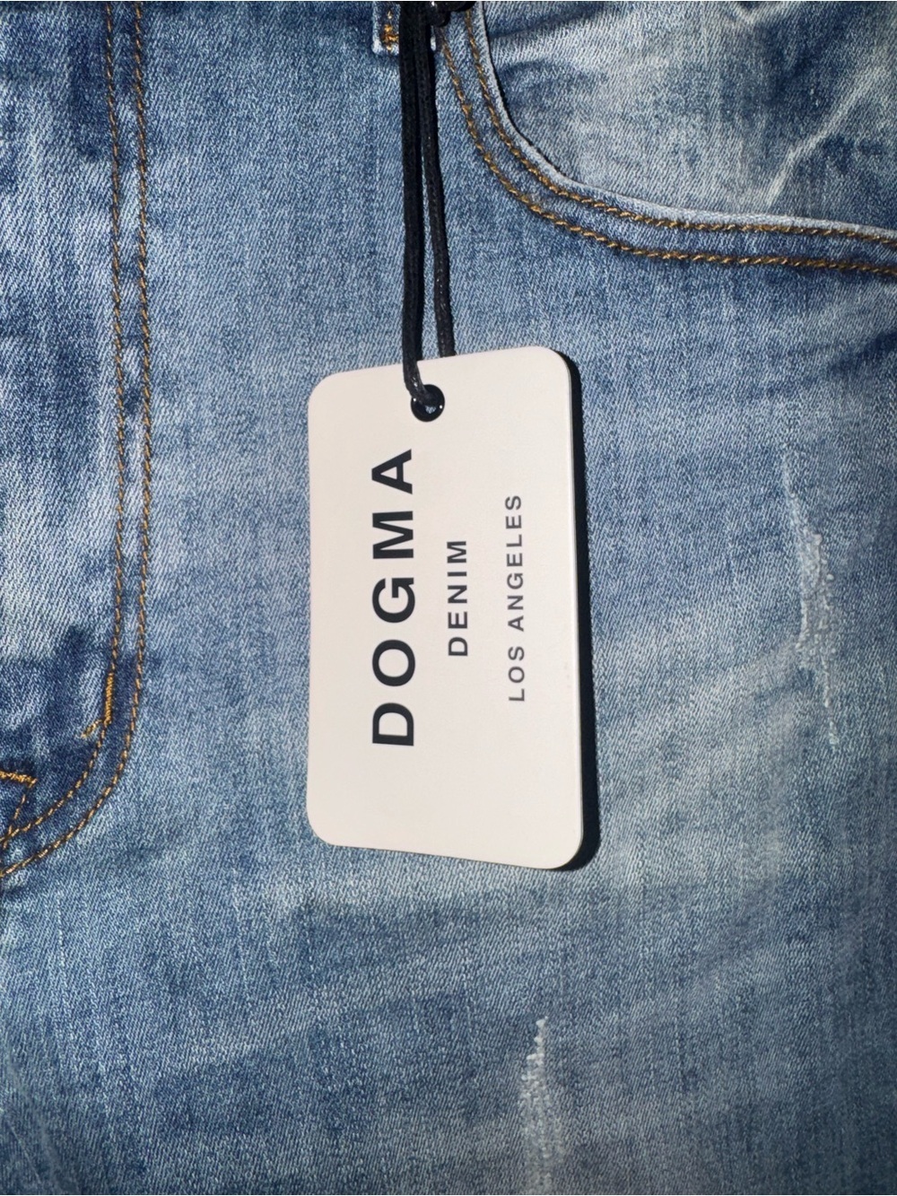 Women's Distressed Blue Skinny Jeans - Picture 3 of 6